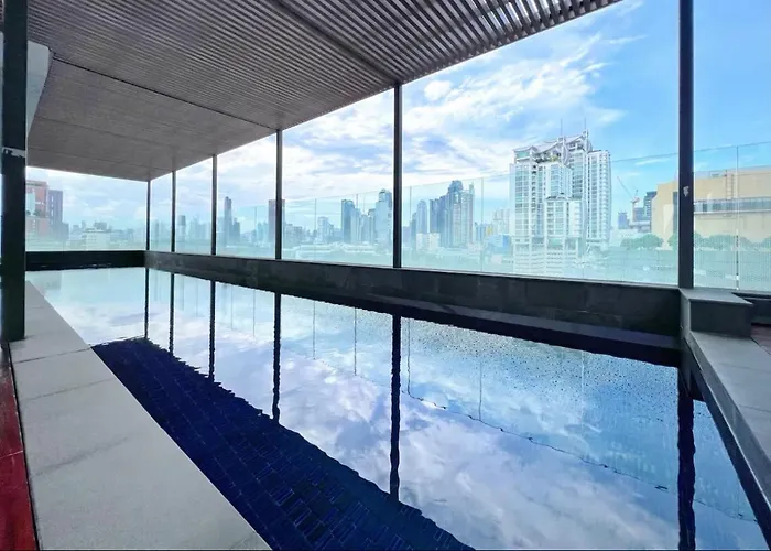 Zenith Ekkamai 1br King Size Sky View Bts Eakkamai Bangkok