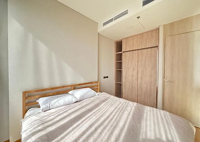 Apartment Zenith Ekkamai 1br King Size Sky View Bts Eakkamai