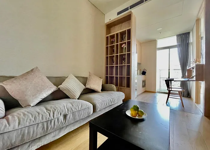 Zenith Ekkamai 1br King Size Sky View Bts Eakkamai