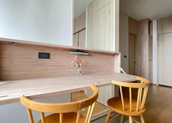 Zenith Ekkamai 1br King Size Sky View Bts Eakkamai Bangkok